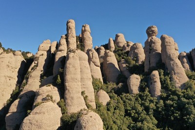 蒙特塞拉特山