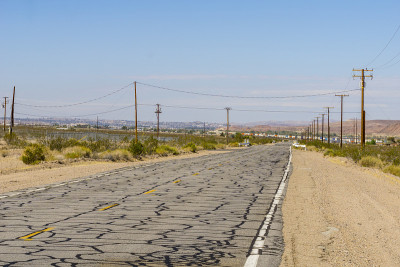 美国加州66号公路路面开裂