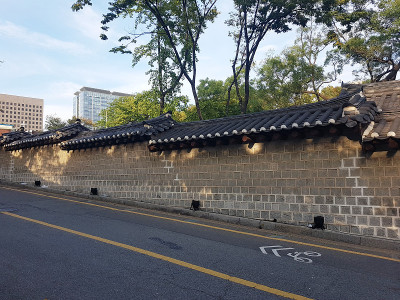 首尔的宫殿墙