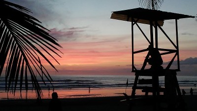 热带海滩的日落