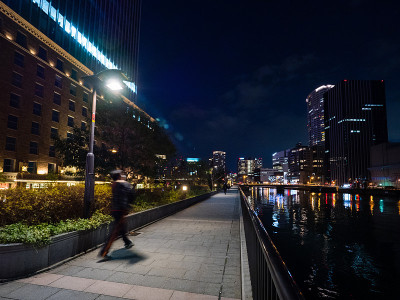 夜晚城市大阪