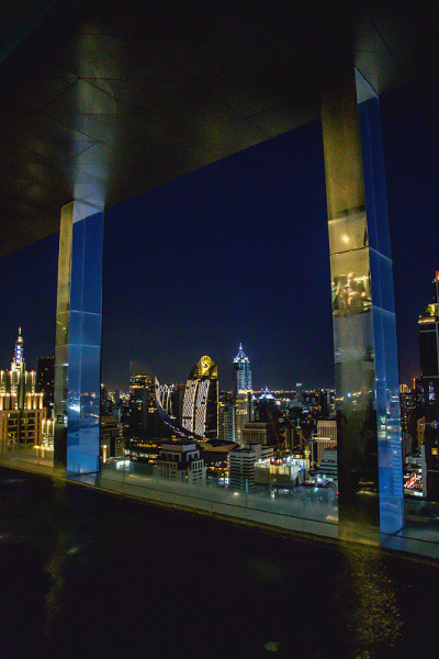 pechaburi和中央大使馆鸟瞰图Ploenchit，曼谷，泰国