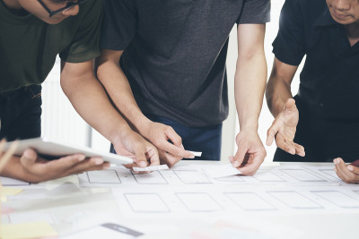 UX UI和编程开发技术。