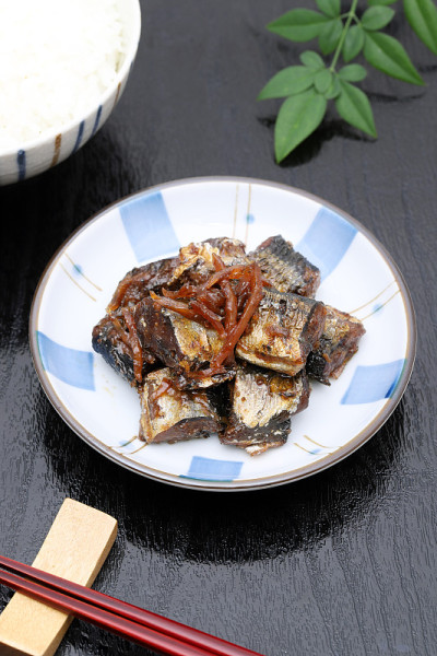 日本食物，狗鱼筑谷(sanma)