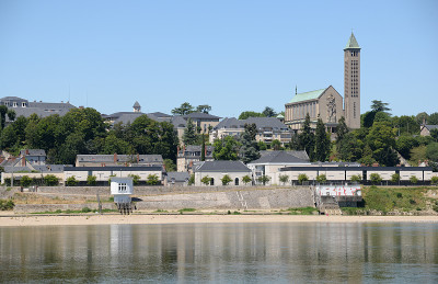 山谷里的Blois