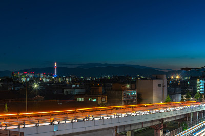 夜晚的京都塔
