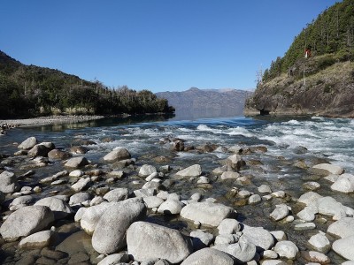Puelo河