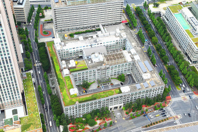 东京高层建筑屋顶花园