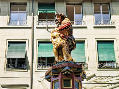 伯尔尼克拉姆加斯街的萨姆森喷泉