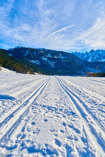 冬季奥地利阿尔卑斯山的滑雪道