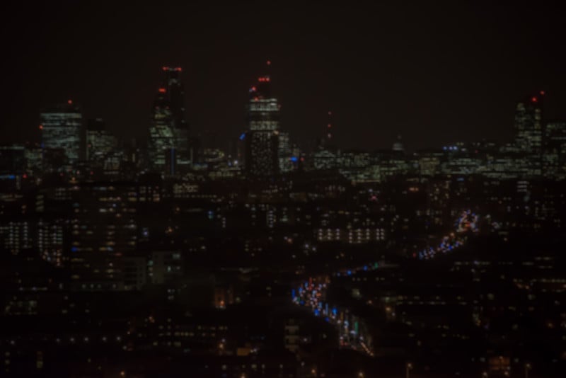 夜晚城市的黑暗背景