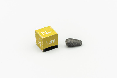 Black magnetic Tektite Meteorite called Atacamaite