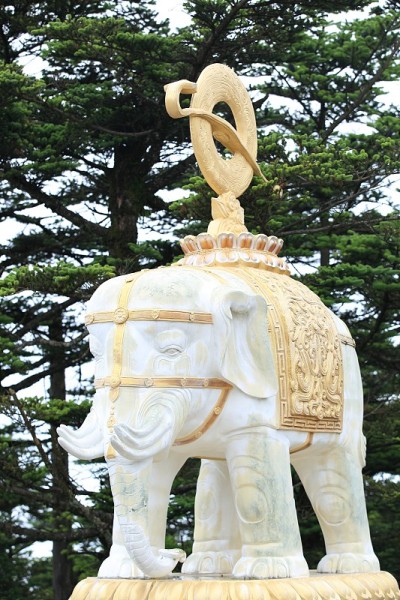 佛大象雕像