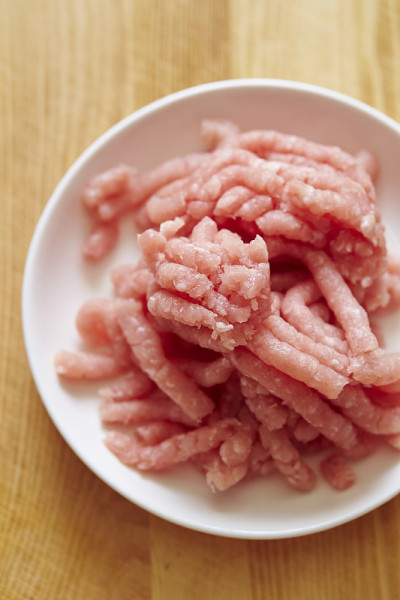 猪肉切碎