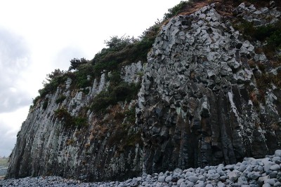 如沙洲状节理、奇岩、峭壁、海岸、