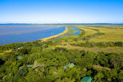 iSimangaliso湿地公园鸟瞰图。马普塔兰，南非东海岸夸祖鲁-纳塔尔省的一个地区。