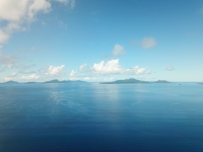 环礁的边缘和沙天堂在Truk泻湖，Chuuk