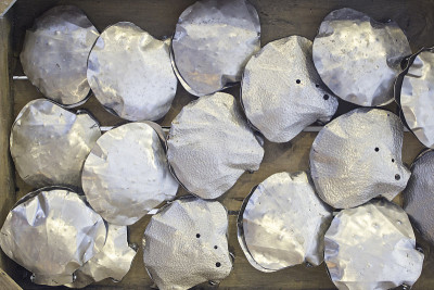 Clams tin