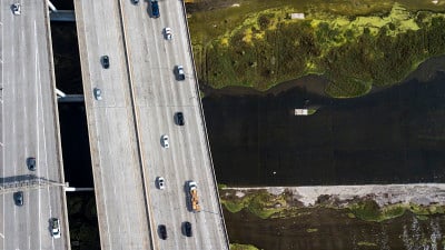 洛杉矶高速公路十字路口鸟瞰图
