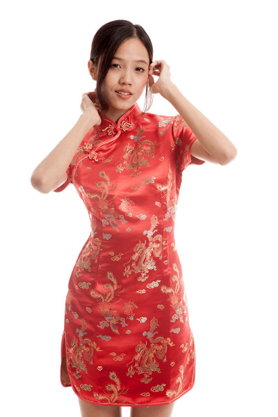 穿着中国旗袍的亚洲女孩