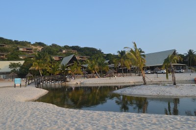 莫桑比克马普托附近美丽的比伦海滩和泻湖