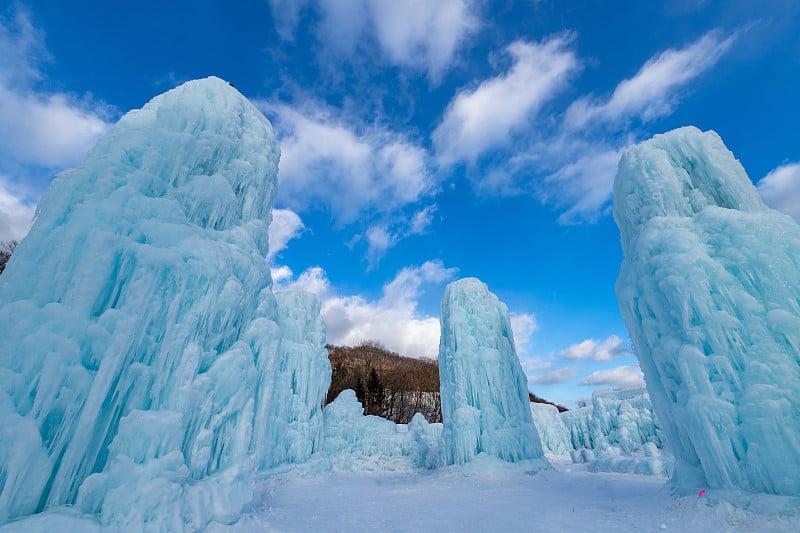 北海道四国湖的冬季冰雪节。