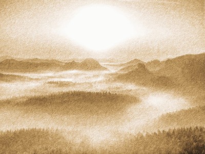这是一个雾蒙蒙的早晨，在schacsen Schweiz的一个秋季山谷里