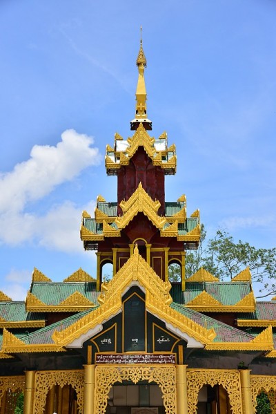 缅甸的屋顶寺庙