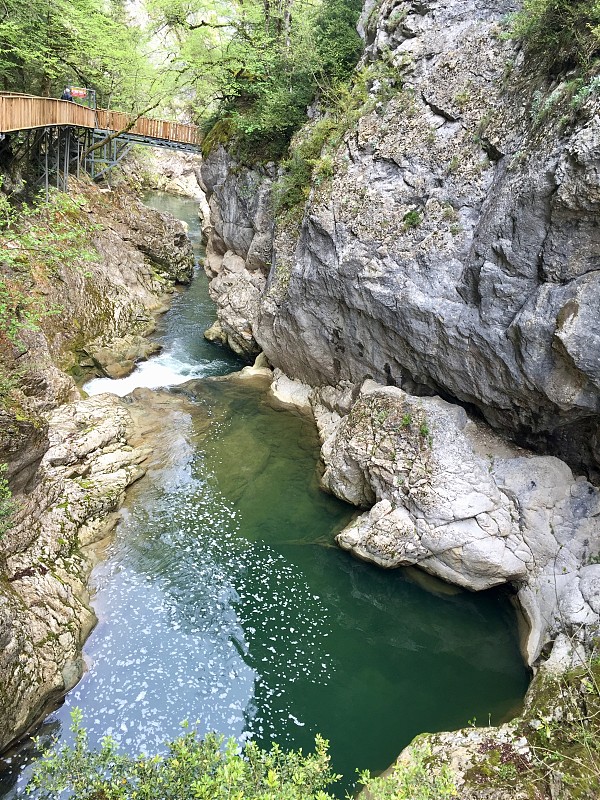 在土耳其，从horma峡谷的山上可以看到令人敬畏的景色