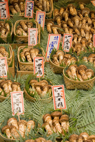 日本市场的蘑菇