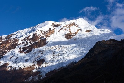 Choquequirao徒步小径上的冰川山景