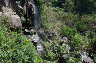 美丽的岩壁风景
