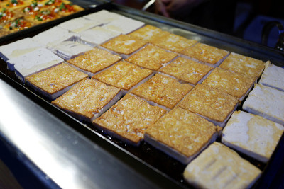 炸豆腐，中国菜。