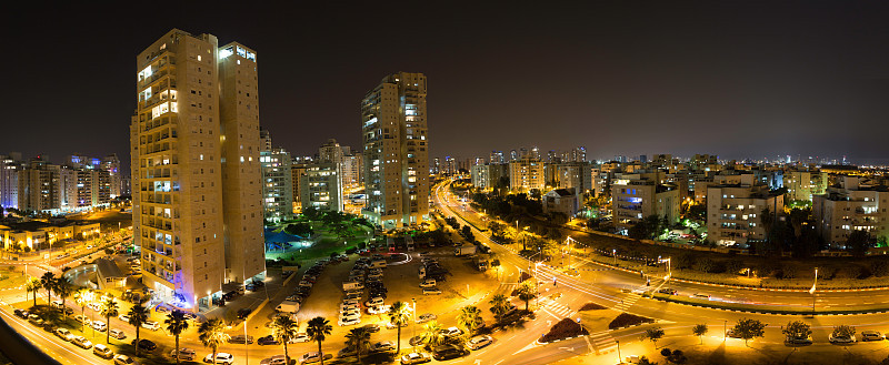 在HaMoshevot夜景