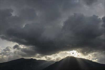 火山太阳光