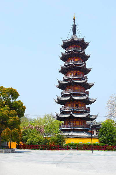 Longhua佛塔