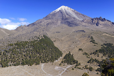 奥里萨巴火山是墨西哥最高的山