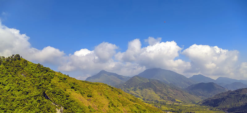 落基山脉，东kinese阿尔卑斯山，越南萨帕