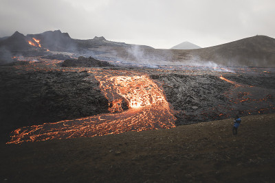 火山喷发和熔岩场