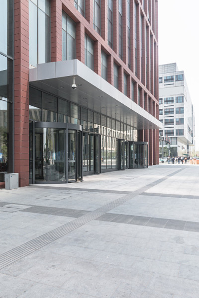 现代城市建筑和街道