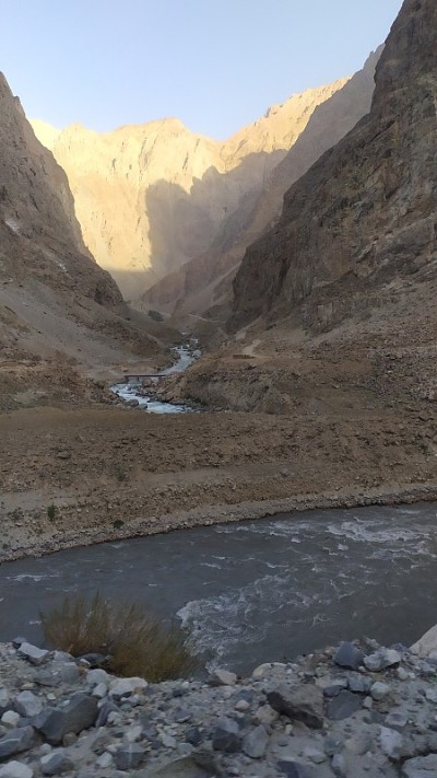 阿富汗伊什哈希姆地区的山景