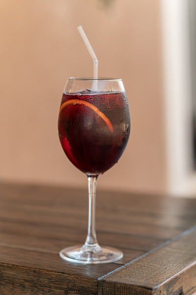 夏季金巴利鸡尾酒
