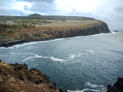 rano raraku, rapa nui, ocean view