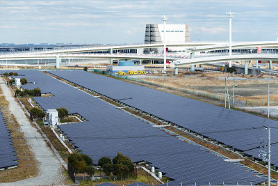 镇上有太阳能电池板