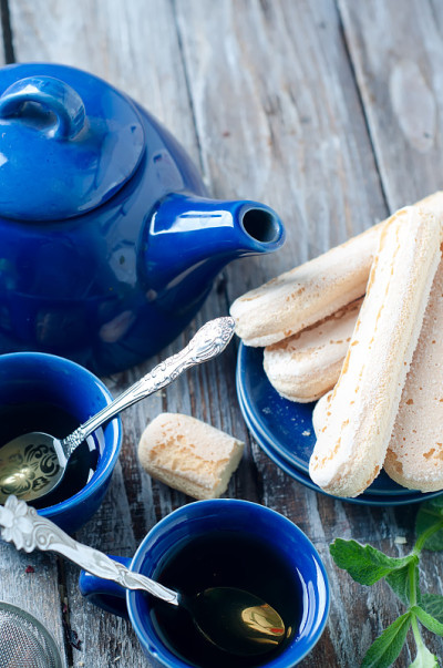 蓝色的茶