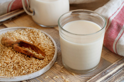素食米牛奶，非乳制品替代牛奶