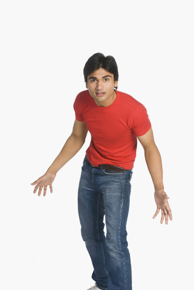 一个看起来很惊讶的男人的肖像