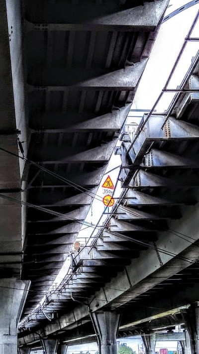 绕过路