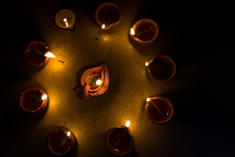 排灯节(Diwali Diya，油灯)也被称为天后