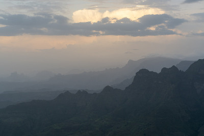 西米恩山